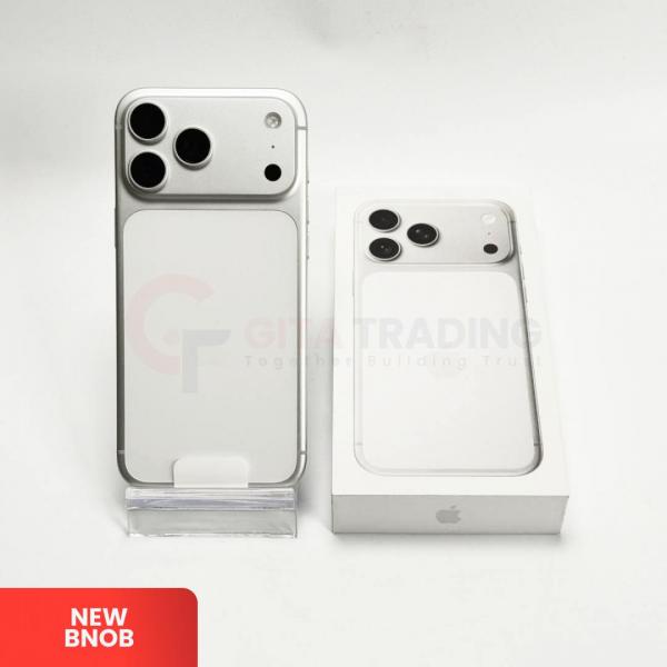 APPLE iPhone 17 Pro Max 5G Silver - SIM Free (eSIM) | ROM: 256GB | IMEI: 352218610930135 | NEW BNOB